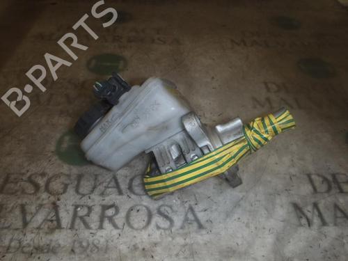 Used Brake master cylinder Brake master cylinder TOYOTA AYGO (_B1_) 1.0 (KGB10_, KGB10R) (68 hp) 4021923 4021923