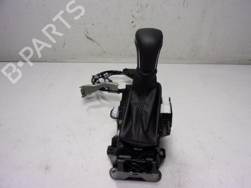 Used Gear lever Gear lever TOYOTA COROLLA Cross (ZVG1_, ZSG1_, MXGH1_, MXGA1_) 1.8 Hybrid (ZVG13) (140 hp) 15889812 15889812