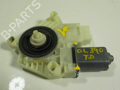Used Right rear window motor Right rear window motor VW GOLF VII Variant (BA5, BV5) 2.0 TDI (150 hp) 15064622 15064622