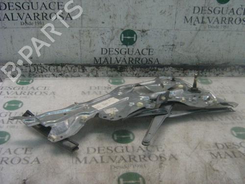 Rudehejsemekanisme venstre bagtil Rudehejsemekanisme venstre bagtil RENAULT LAGUNA I (B56_, 556_) 2.0 (B56C/H/N) (113 hp) 3742851 3742851