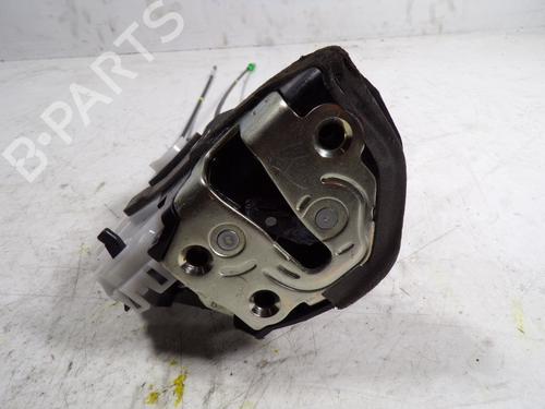 Used Rear right lock TOYOTA YARIS (_P13_) 1.3 (NSP130_, NSP130) (99 hp) 8140893