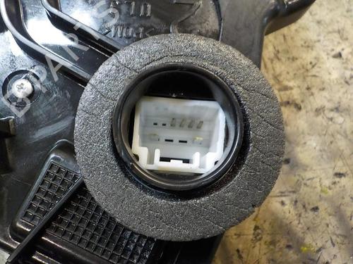 Front left lock TOYOTA AURIS (_E18_) 1.8 (ZRE182_, ZRE182R) | BP4005930C98