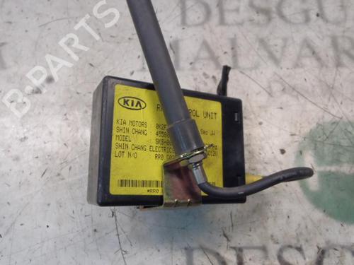 Used Electronic module KIA CARENS II MPV (FJ) 2.0 CRDi (113 hp) 3808667