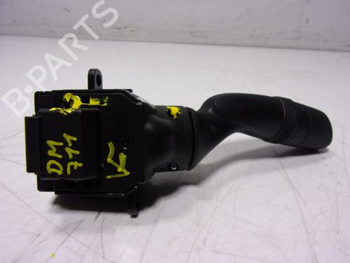Headlight switch TOYOTA YARIS (_P21_, _PA1_, _PH1_) 1.5 Hybrid (MXPH11) | BP16745446I24 