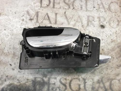Used Rear right interior door handle Rear right interior door handle PEUGEOT 307 (3A/C) 1.6 16V (109 hp) 3788050 3788050