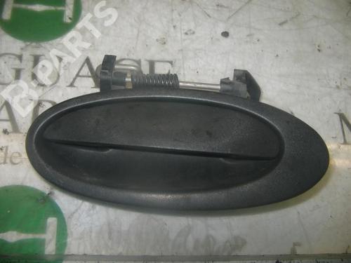 Used Rear left exterior door handle Rear left exterior door handle RENAULT LAGUNA I (B56_, 556_) 2.2 D (B56F/2) (83 hp) 3745215 3745215