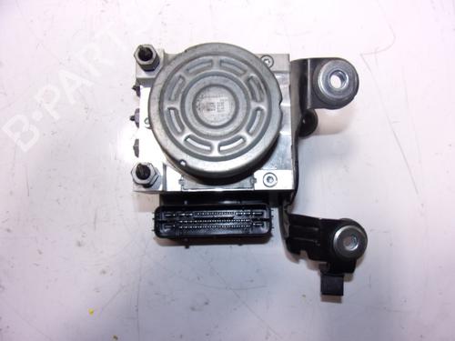 ABS pump FORD MONDEO V Turnier (CF)  | BP15592245M43