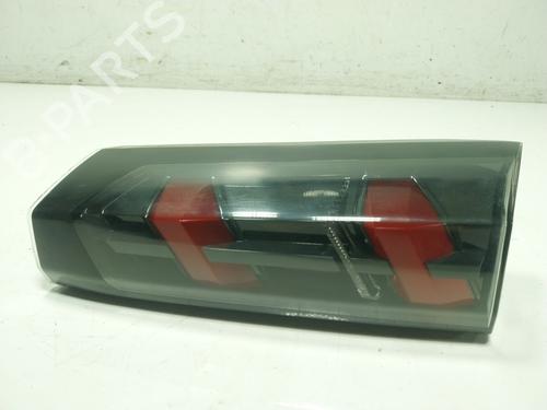 Højre baglygte bagklap PEUGEOT 2008 II (UD_, US_, UY_, UJ_, UR_, UC_) 1.2 PureTech 130 (USHNS, URHNS) (130 hp) 30480911
