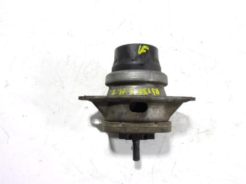 Used Engine mount Engine mount LAND ROVER DISCOVERY IV (L319) 3.0 TD 4x4 (245 hp) 10015200 10015200