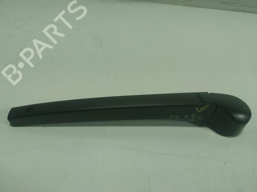 Used Rear windshield wiper arm VW POLO VI (AW1, BZ1, AE1) 1.0 TSI (95 hp) 18242346