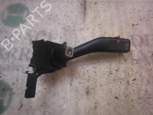 Used Steering column stalk Steering column stalk VW GOLF V (1K1) 2.0 TDI 16V (140 hp) 3832671 3832671