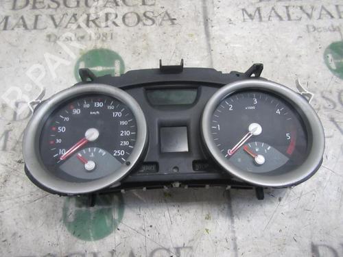 Used Instrument cluster RENAULT MEGANE II (BM0/1_, CM0/1_) [2001-2012]  3836556