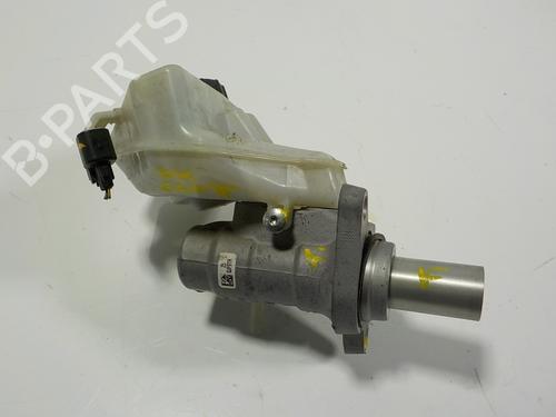 Used Brake master cylinder LAND ROVER RANGE ROVER EVOQUE (L538) [2011-2019]  11933132
