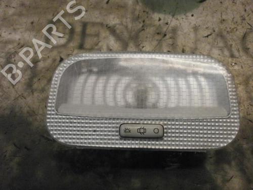 Luz interior Luz interior PEUGEOT 5008 (0U_, 0E_) 2.0 HDi 150 / BlueHDi 150 (150 hp) 7409525 7409525