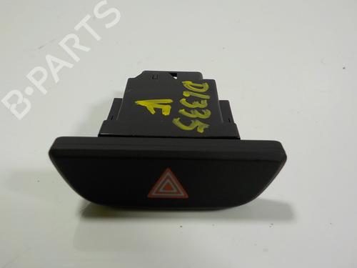 Used Warning switch Warning switch TOYOTA YARIS CROSS (MXP_) 1.5 Hybrid (MXPJ10) (116 hp) 12226699 12226699