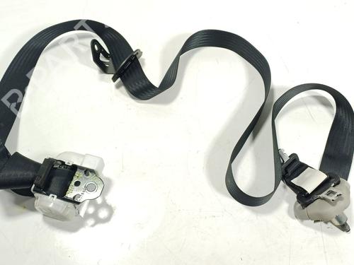 Used Rear center seatbelt Rear center seatbelt TOYOTA YARIS (_P13_) 1.5 Hybrid (NHP130_, NHP130) (101 hp) 36429194 36429194
