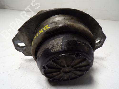 Engine mount LAND ROVER DISCOVERY III (L319) 2.7 TD 4x4 | BP13299450M89