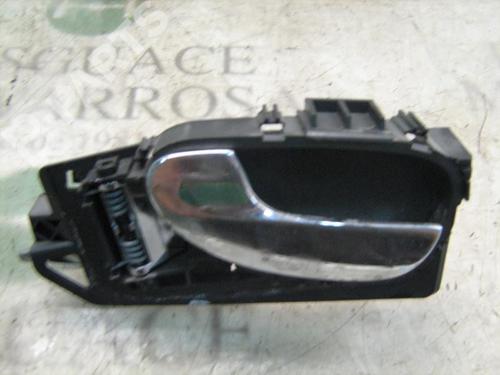 Used Rear left interior door handle Rear left interior door handle PEUGEOT 307 Break (3E) 2.0 HDI 90 (90 hp) 3770612 3770612