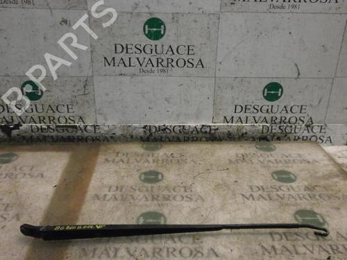 Used Front windshield wiper arm RENAULT LAGUNA II Grandtour (KG0/1_) 1.9 dCi (107 hp) 3788153
