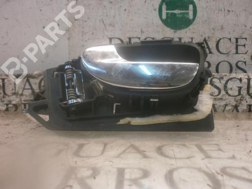 Used Rear left interior door handle Rear left interior door handle PEUGEOT 307 (3A/C) 2.0 HDi 135 (136 hp) 3801702 3801702