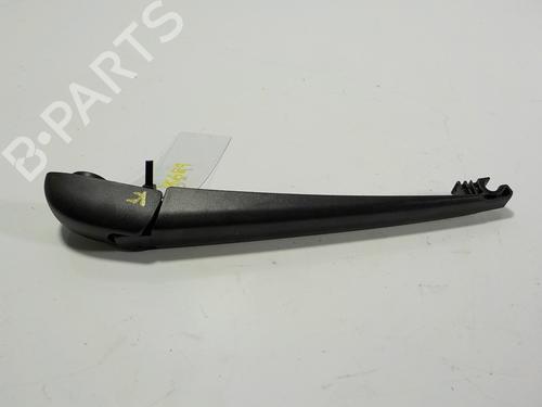Used Rear windshield wiper arm TOYOTA COROLLA Hatchback (_E21_, _EA1_, _EH1_) [2018-2025]  11932375