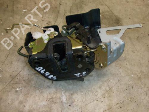 Rear left lock HYUNDAI SANTA FÉ I (SM) 2.0 CRDi 4x4 | BP3745150C100 
