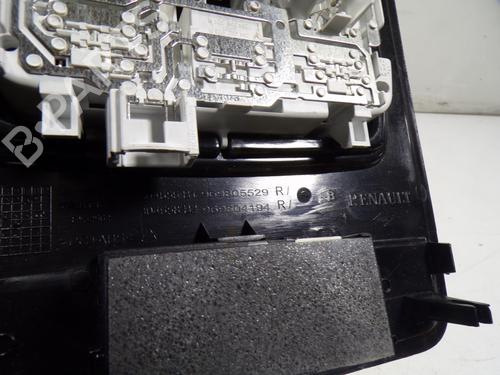 Interior roof light RENAULT CLIO V (B7_) 1.5 Blue dCi 100 (B7AD) | BP15064746I8 - Image 4