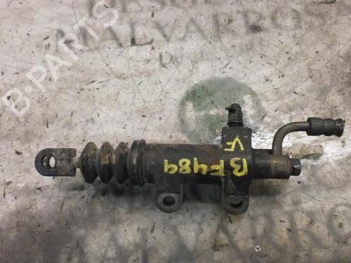 Used Clutch slave cylinder Clutch slave cylinder HYUNDAI SANTA FÉ I (SM) 2.4 16V (146 hp) 14267654 14267654