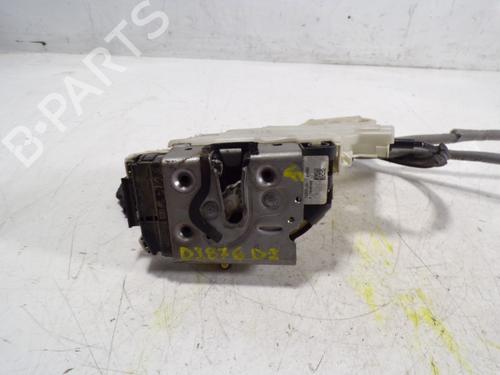 front-left-lock-fiat-500x-334_-52104485-52028383-2014-9438866 main image