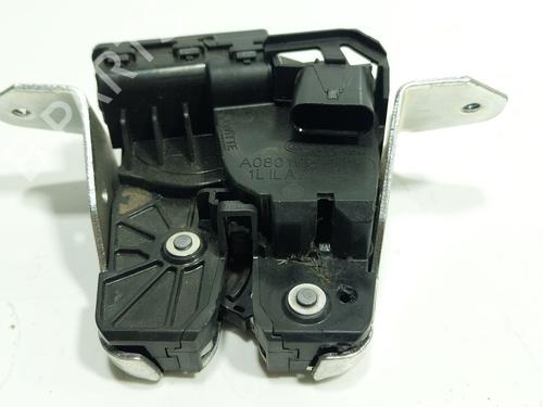 tailgate-lock-mercedes-benz-a-class-w177-2018-35728446 main image