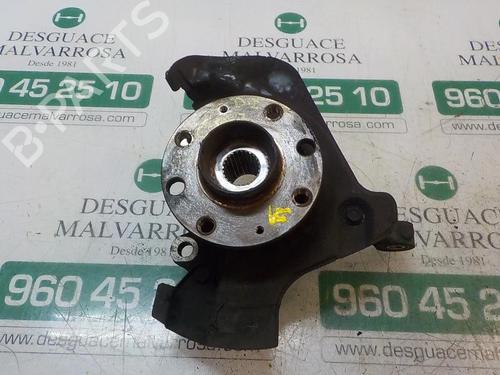 Used Left front steering knuckle FIAT GRANDE PUNTO (199_) 1.3 D Multijet (199.AXD11, 199.AXD1A, 199.AXD1B,... (90 hp) 3865819