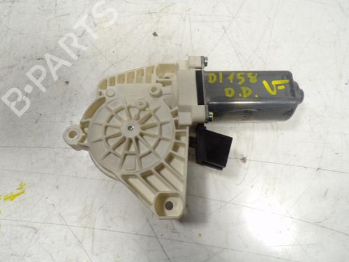 Used Right front window motor MERCEDES-BENZ B-CLASS Sports Tourer (W245) [2005-2011]  8802366
