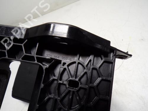 Armrest / Center console SKODA YETI (5L) 1.2 TSI | BP16128241I20 