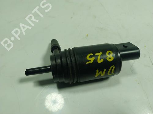 Used Washer pump BMW X1 (E84) sDrive 16 d (116 hp) 17457724
