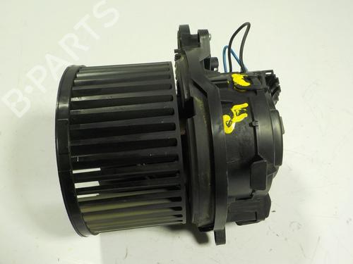 Used Heater blower motor Heater blower motor RENAULT MEGANE IV Hatchback (B9A/M/N_) 1.2 TCe 130 (B9MR) (130 hp) 11189808 11189808