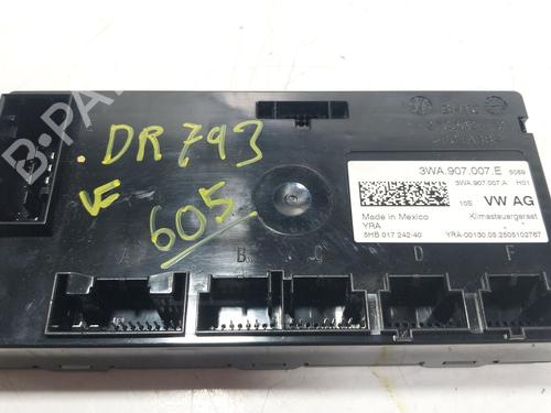 Used Electronic module Electronic module CUPRA LEON Sportstourer (KL8, KU8, KUD) 1.5 eTSI (150 hp) 30273370 30273370