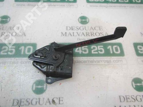 Used Hood lock Hood lock KIA SORENTO I (JC) 2.5 CRDi 4WD (140 hp) 8771405 8771405