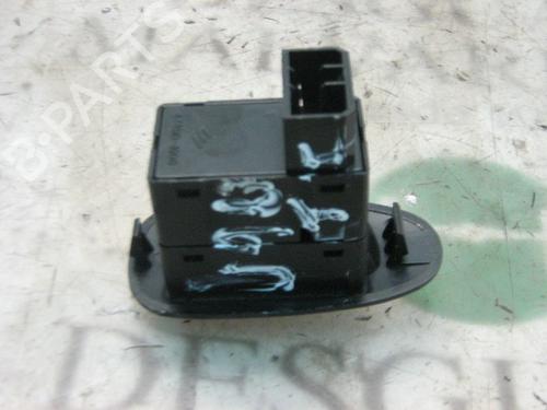Used Right rear window switch Right rear window switch KIA SHUMA I (FB) 1.5 i 16V (AFB242) (88 hp) 3781141 3781141