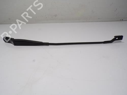 Used Front windshield wiper arm Front windshield wiper arm PEUGEOT 5008 (0U_, 0E_) 2.0 HDi (163 hp) 12541292 12541292