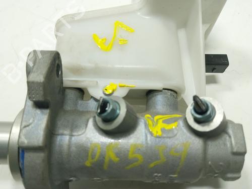 Brake master cylinder INEOS GRENADIER Closed Off-Road Vehicle 3.0 Ti 4x4 (GEB) | BP29083256M77