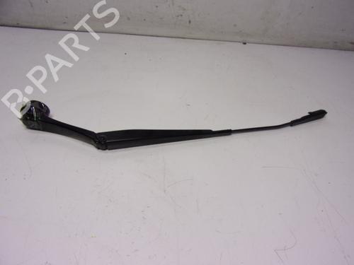 Used Front windshield wiper arm FORD MONDEO V Turnier (CF) [2014-2025]  15725064