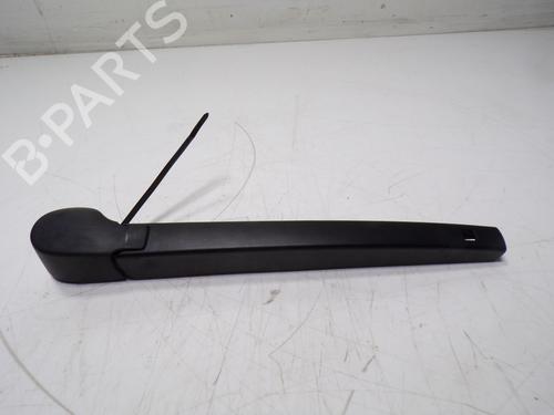 Used Rear windshield wiper arm Rear windshield wiper arm 16016861 16016861