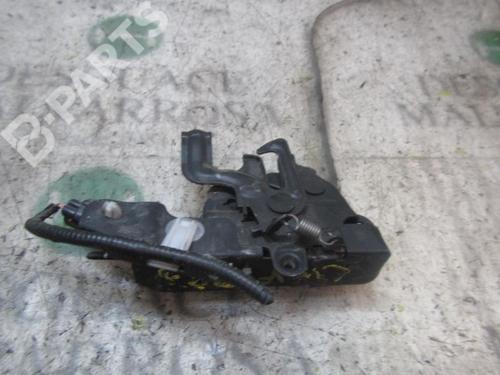 Used Hood lock Hood lock TOYOTA YARIS (_P9_) 1.33 VVT-i (NSP90_, NSP90R) (99 hp) 8770842 8770842
