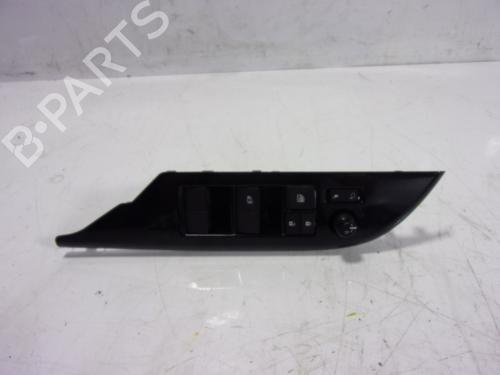 Used Left front window switch Left front window switch TOYOTA HILUX VIII Pickup (_N1_) 2.4 D 4WD (GUN125_, GUN125R) (150 hp) 10523525 10523525