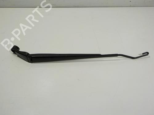 Used Front windshield wiper arm Front windshield wiper arm 12226597 12226597