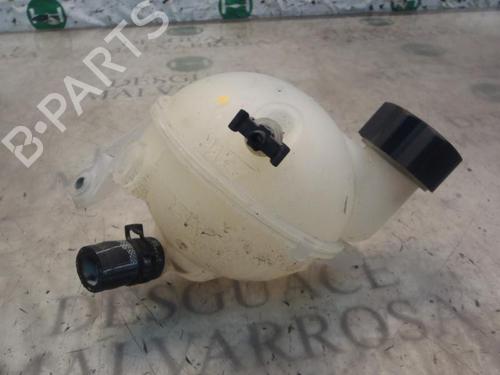 Ekpansionstank Ekpansionstank PEUGEOT 308 I (4A_, 4C_) 1.6 HDi (109 hp) 3801262 3801262