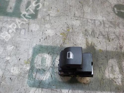 Used Left rear window switch Left rear window switch BMW 5 Touring (F11) 520 d (190 hp) 4002215 4002215