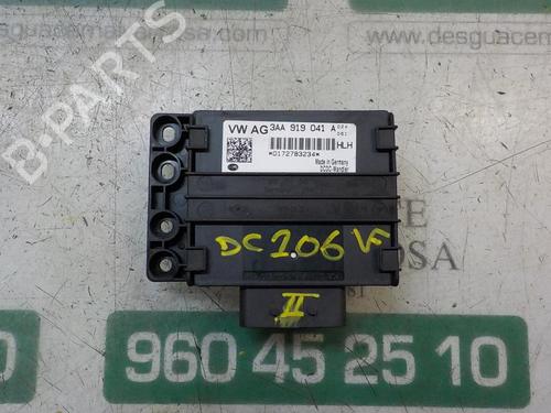 Used Electronic module Electronic module VW GOLF VI (5K1) 1.6 TDI (105 hp) 3871534 3871534