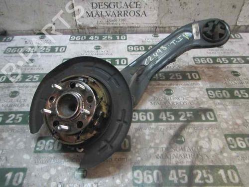 Used Left rear steering knuckle HYUNDAI TUCSON (TL, TLE) 1.7 CRDi (116 hp) 3862391