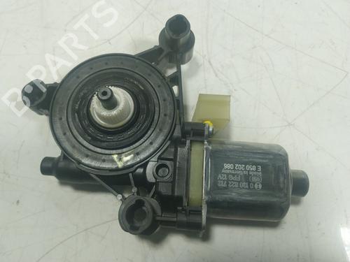 Used Right rear window motor Right rear window motor AUDI A3 Sportback (8YA, 8YF) 30 TDI (116 hp) 17992777 17992777